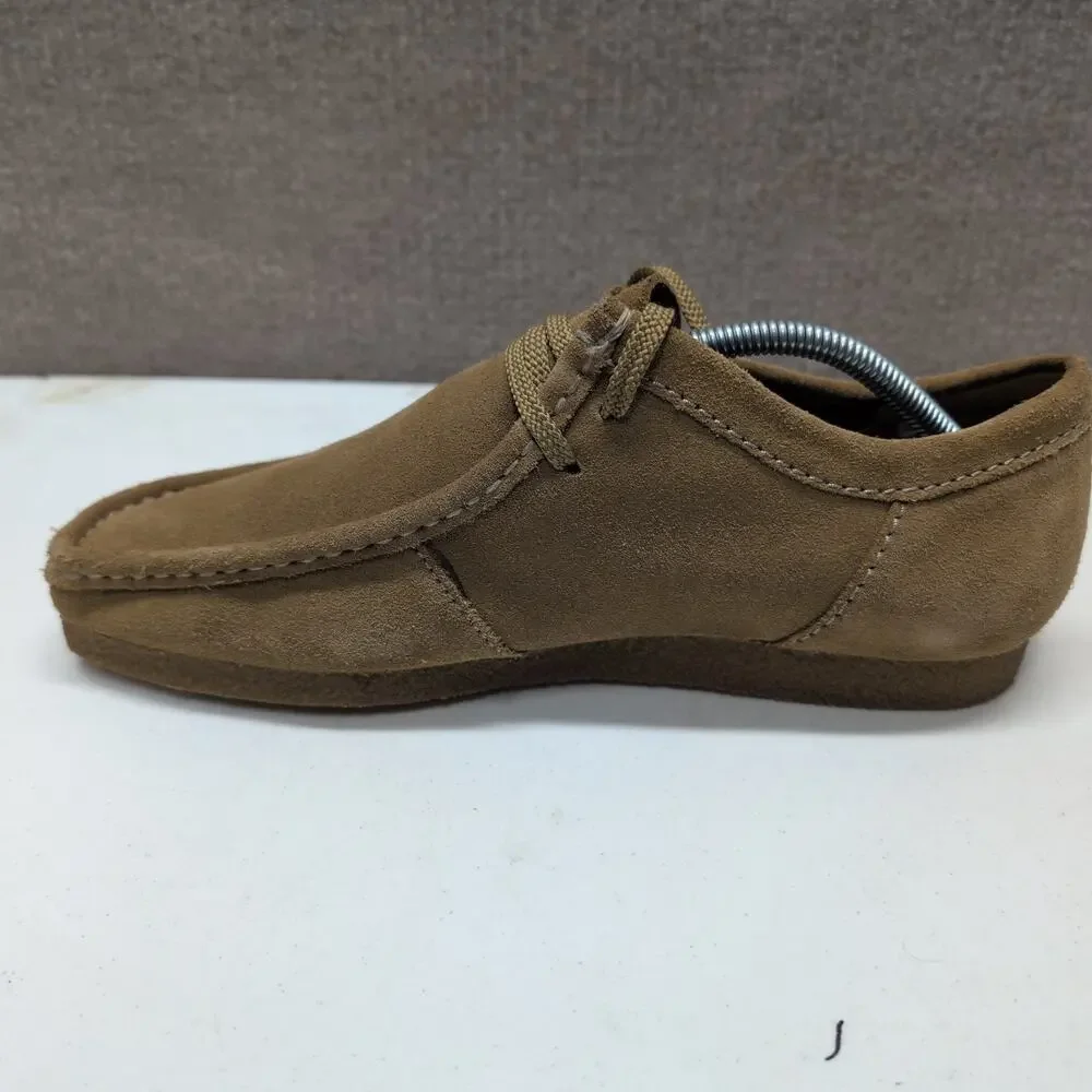 Clarks pre owned